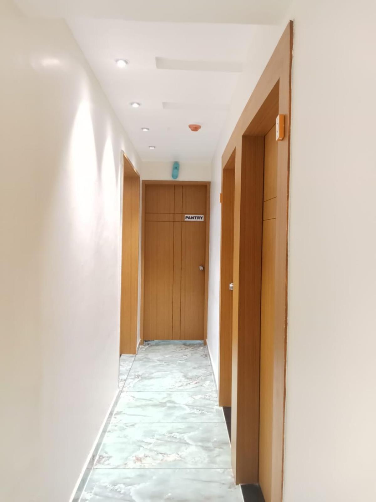 Hotel Exotic Ahmadabad Zewnętrze zdjęcie